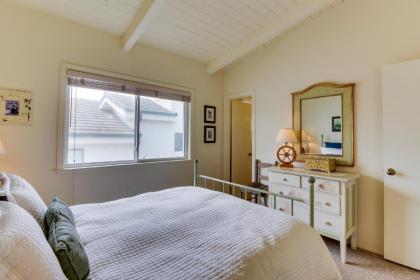 Oceanfront Dream - image 13