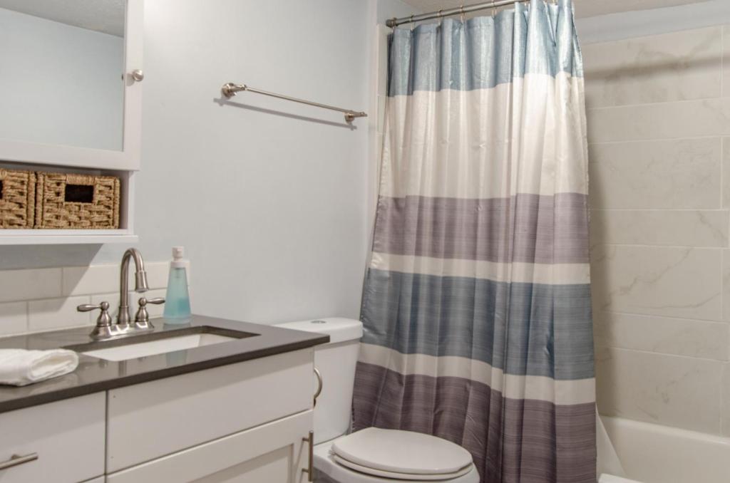 Cedar Getaway - image 6