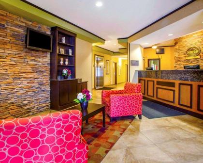 Suburban Extended Stay Hotel Cedar Falls - image 15