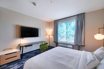 Fairfield Inn & Suites by Marriott Dallas Cedar Hill - image 12