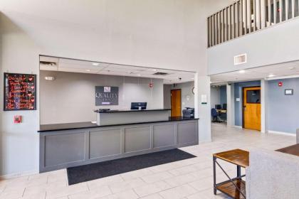 Quality Inn - image 2