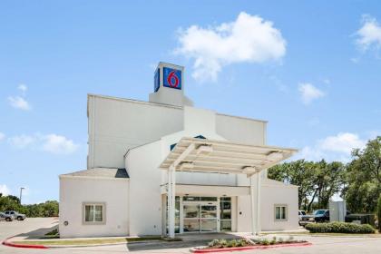 Motel 6 Cedar Park Tx