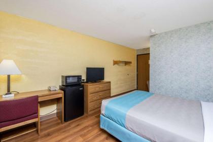 Motel 6-Cedar Rapids IA - Airport - image 21