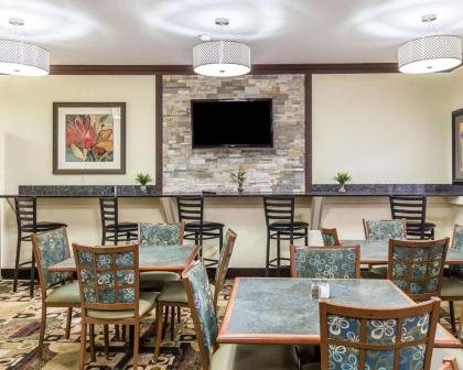 Quality Inn at Collins Road - Cedar Rapids - image 9