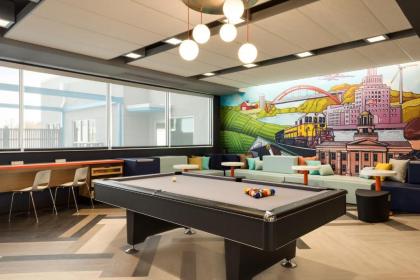 Tru By Hilton Cedar Rapids Westdale - image 5