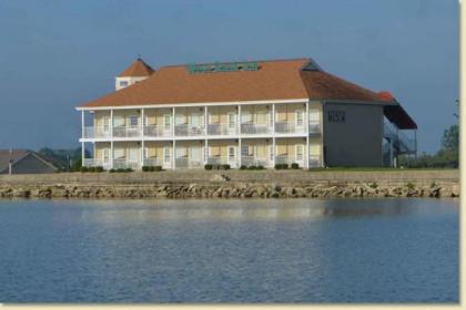 West Bank Inn Celina
