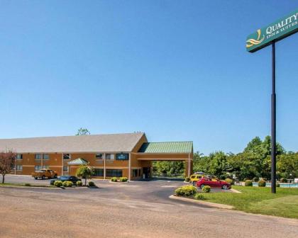 Quality Inn & Suites Centerville