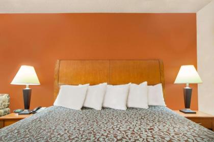 Days Inn by Wyndham Centerville - image 10