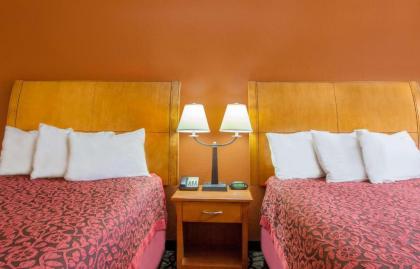 Days Inn by Wyndham Centerville - image 3