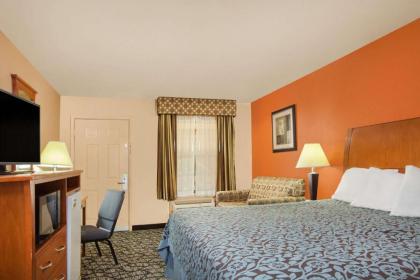 Days Inn by Wyndham Centerville - image 4