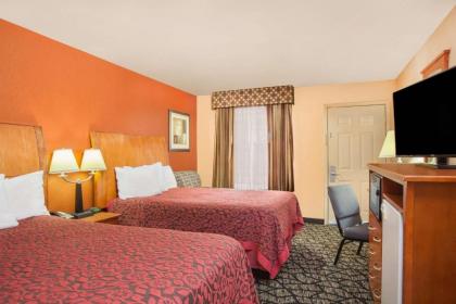 Days Inn by Wyndham Centerville - image 8