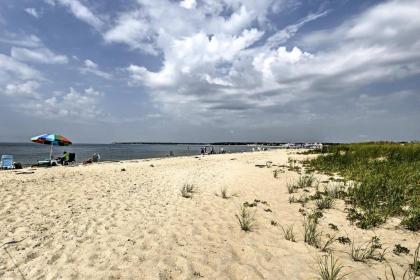 Updated Cottage - 300 Feet to Craigville Beach! - image 4