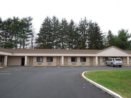 Americas Best Value Inn at Central Valley - image 21