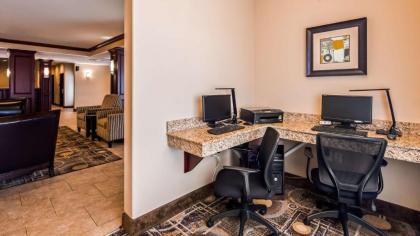 Best Western Plus Chalmette Hotel - image 12