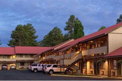 Branding Iron motel Chama