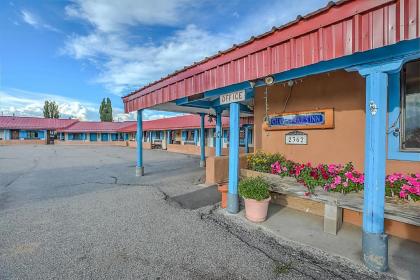 Chama trails Inn Chama New Mexico