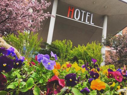 I Hotel and Conference Center - Champaign - image 11