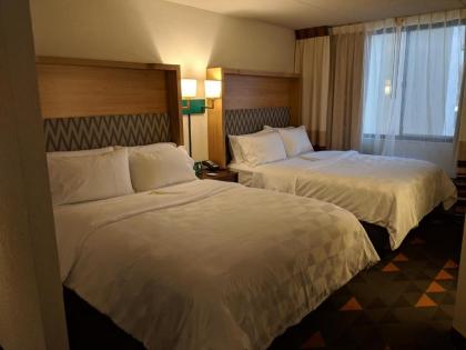 Holiday Inn - Champaign an IHG Hotel - image 12