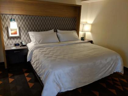 Holiday Inn - Champaign an IHG Hotel - image 14