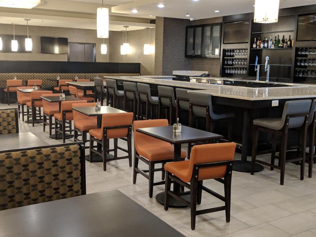 Holiday Inn - Champaign an IHG Hotel - image 4