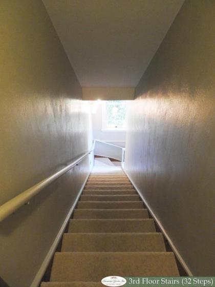 Champaign Garden Inn - image 2