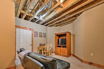 Cozy Southwind Seven Springs Home Ski-In and Ski-Out! - image 11
