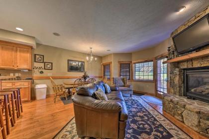 Cozy Southwind Seven Springs Home Ski-In and Ski-Out! - image 9