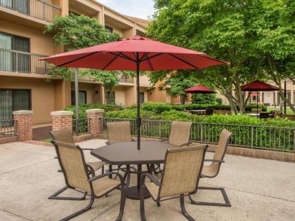 Courtyard by Marriott Dulles Airport Chantilly - image 12