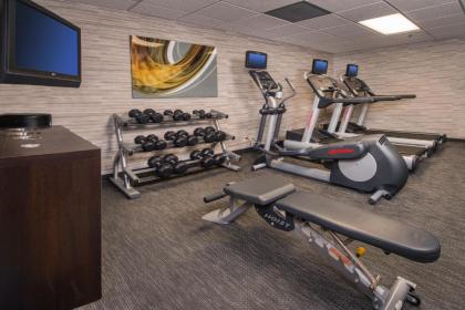 Courtyard by Marriott Dulles Airport Chantilly - image 13