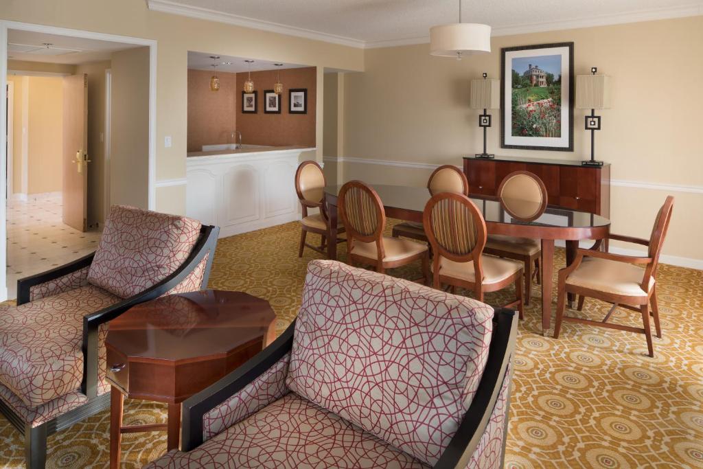 Westfields Marriott Washington Dulles - image 4