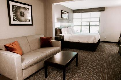 Wingate by Wyndham - Dulles International - image 13