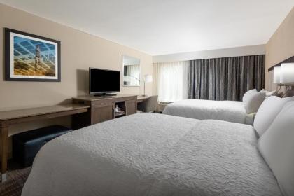 Hampton Inn & Suites Chapel Hill/Durham - image 8