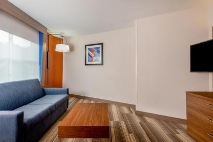Holiday Inn Express Chapel Hill an IHG Hotel - image 3