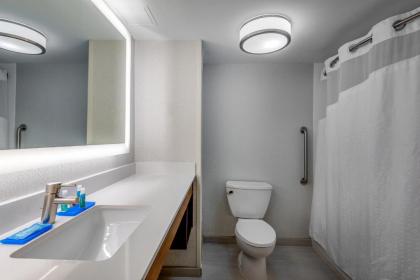 Holiday Inn Express Chapel Hill an IHG Hotel - image 7