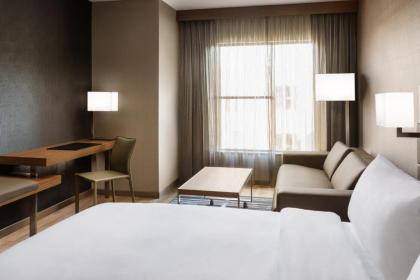 AC Hotel by Marriott Chapel Hill Downtown - image 3
