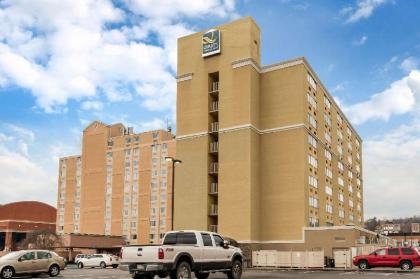 Quality Inn & Suites Charleston - image 11