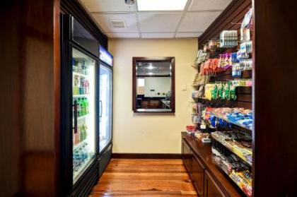Embassy Suites Charleston - Historic District - image 3