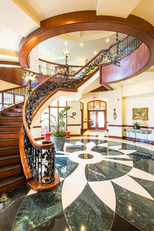 French Quarter Inn - image 7