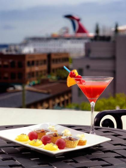 French Quarter Inn - image 8