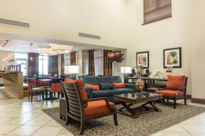 Comfort Suites Charleston West Ashley - image 1