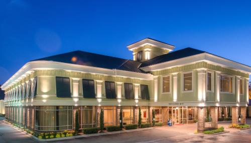 Town & Country Inn and Suites - main image