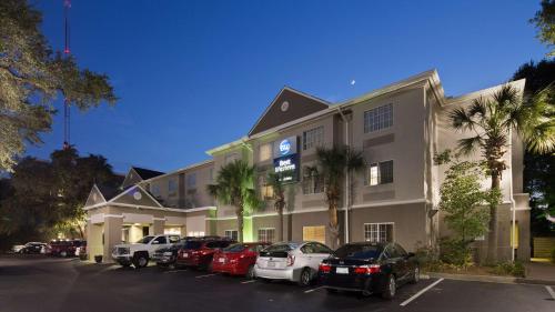 Best Western Patriots Point - main image