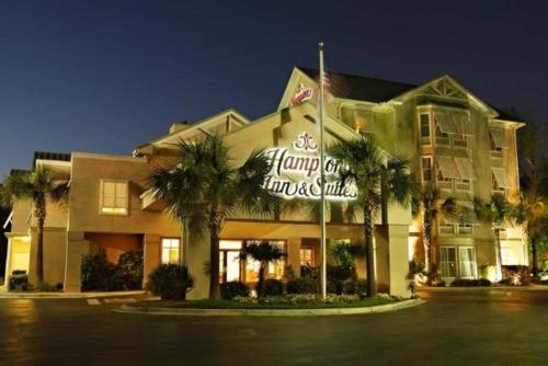 Hampton Inn Charleston-Daniel Island - main image