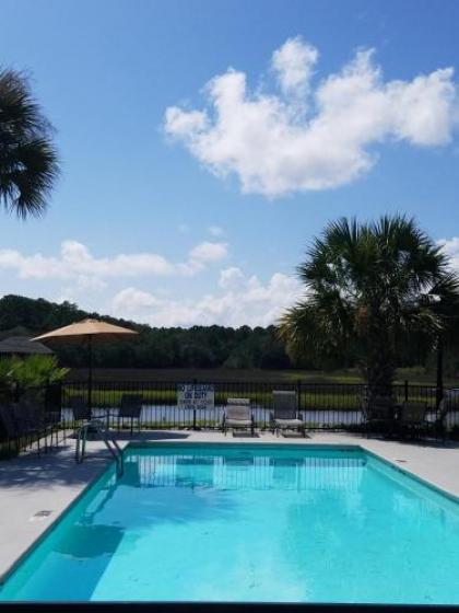 Creekside Lands Inn - image 3