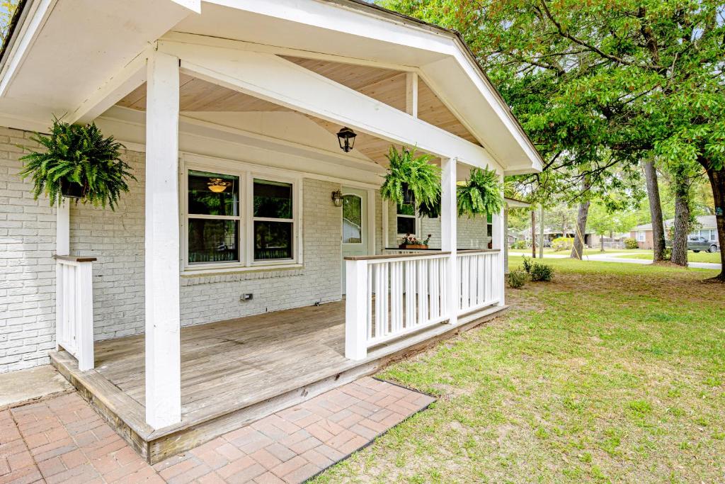 1168 Wyndham Rd - image 2