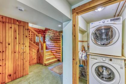 2 Bed 2 Bath Vacation home in Charlotte - image 14