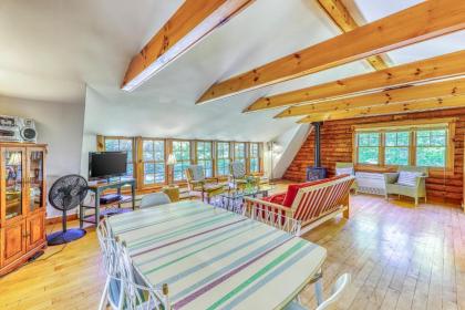 2 Bed 2 Bath Vacation home in Charlotte - image 9