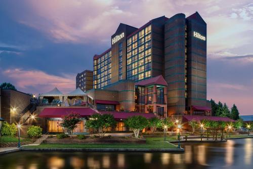 Hilton Charlotte University Place - main image
