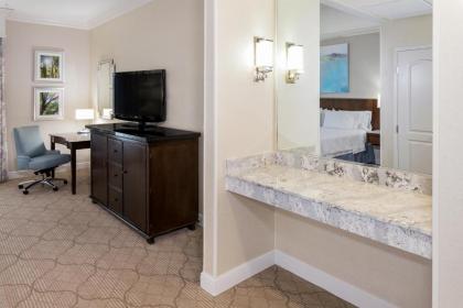 Hampton Inn & Suites-South Park at Phillips Place - image 23