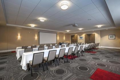 Holiday Inn Charlotte Airport an IHG Hotel - image 22